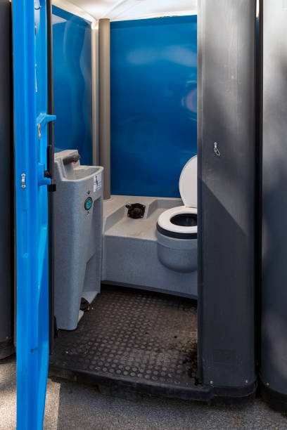 Best Affordable portable toilet rental  in Pomona, KS