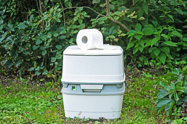 Best Luxury portable toilet rental  in Pomona, KS